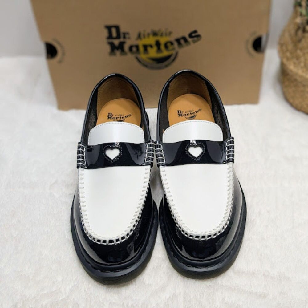 Dr. Martens Penton Heart Black & White Two-Tone Patent Leather Loafers UK 6 NIB